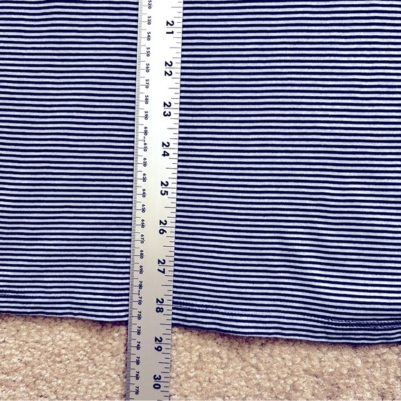 Vince Short Sleeve Striped Cotton Crewneck Tee - Picture 8 of 8